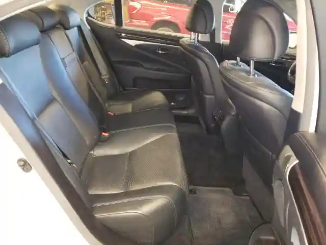 JTHCL5EF9G5025974 2016 LEXUS LS 460-5