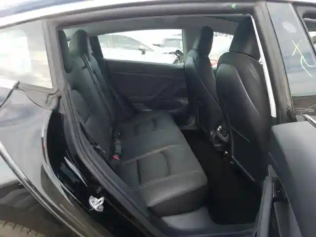 5YJ3E1EA2LF792177 2020 TESLA MODEL 3-5