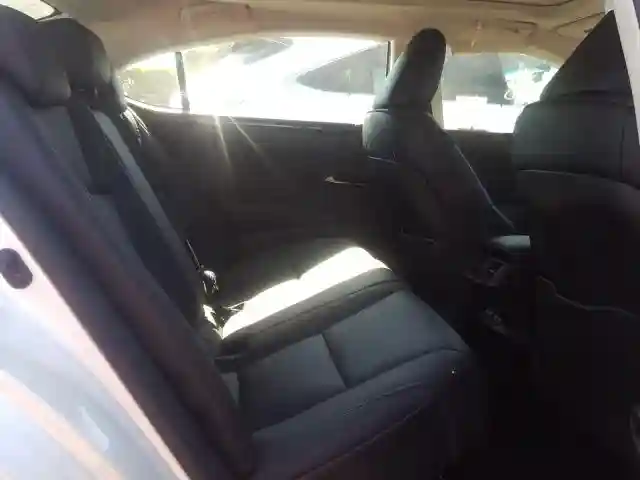 58ADZ1B13LU080057 2020 LEXUS ES 350-5