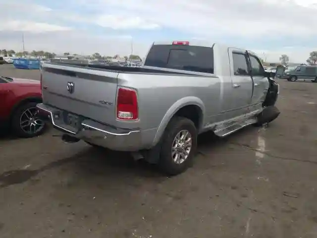 3C63R3ML1DG561731 2013 RAM 3500 LARAMIE-3