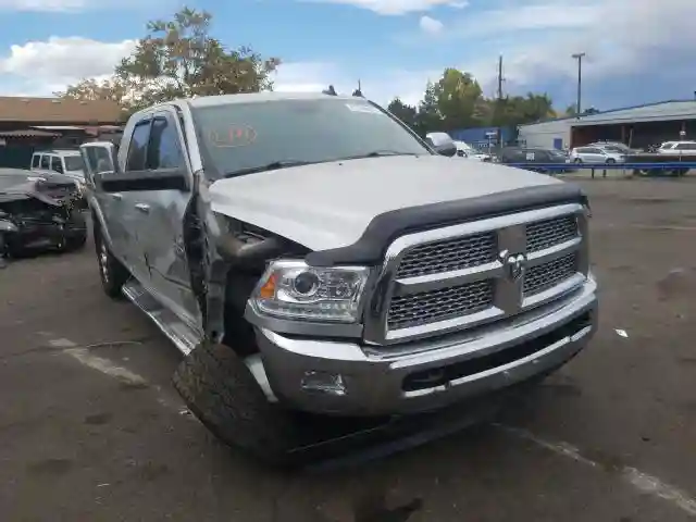 3C63R3ML1DG561731 2013 RAM 3500 LARAMIE-0