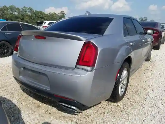 2C3CCABT4FH743366 2015 CHRYSLER 300 S-3