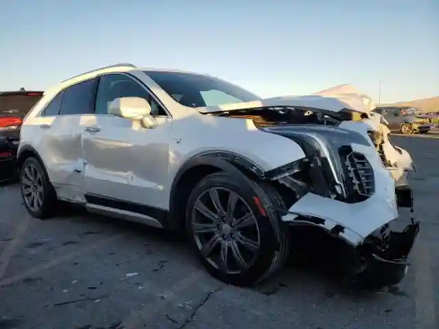 1GYFZCR49KF188003 2019 CADILLAC XT4-3