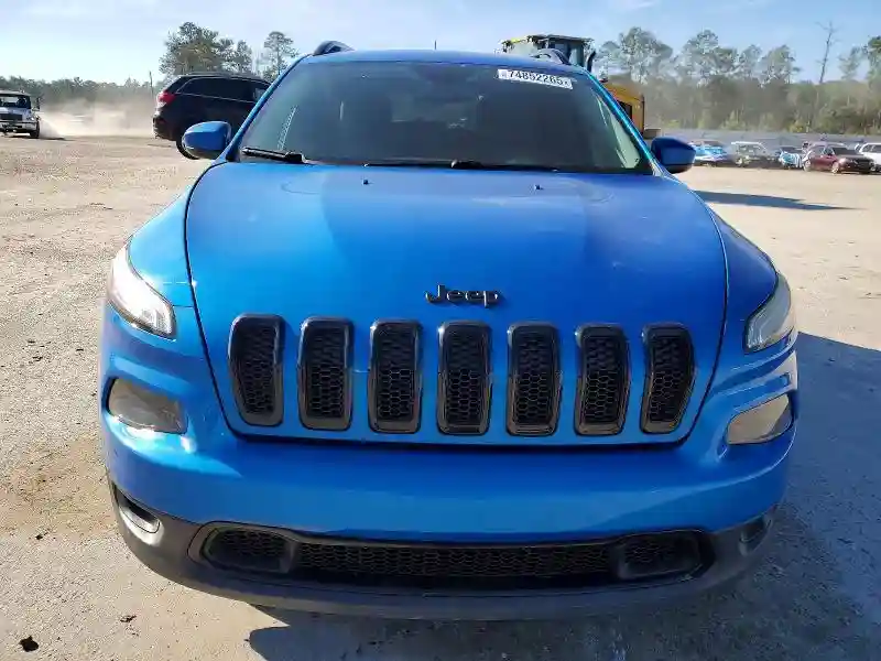 1C4PJLCB6JD544801 2018 JEEP GRAND CHEROKEE-4