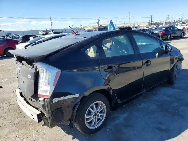 JTDKN3DU0B0260152 2011 TOYOTA PRIUS-2