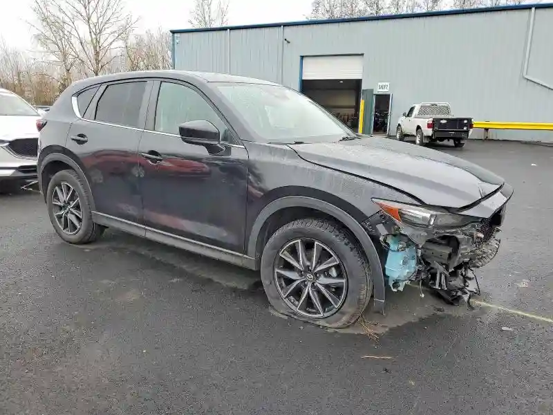 JM3KFBCM9J0338832 2018 MAZDA CX-5-3