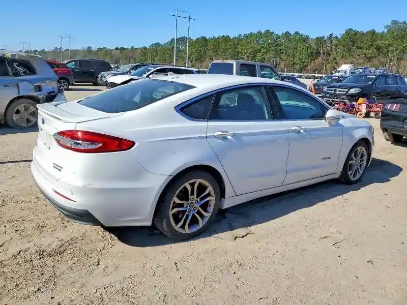 3FA6P0RU5KR185747 2019 FORD FUSION-2