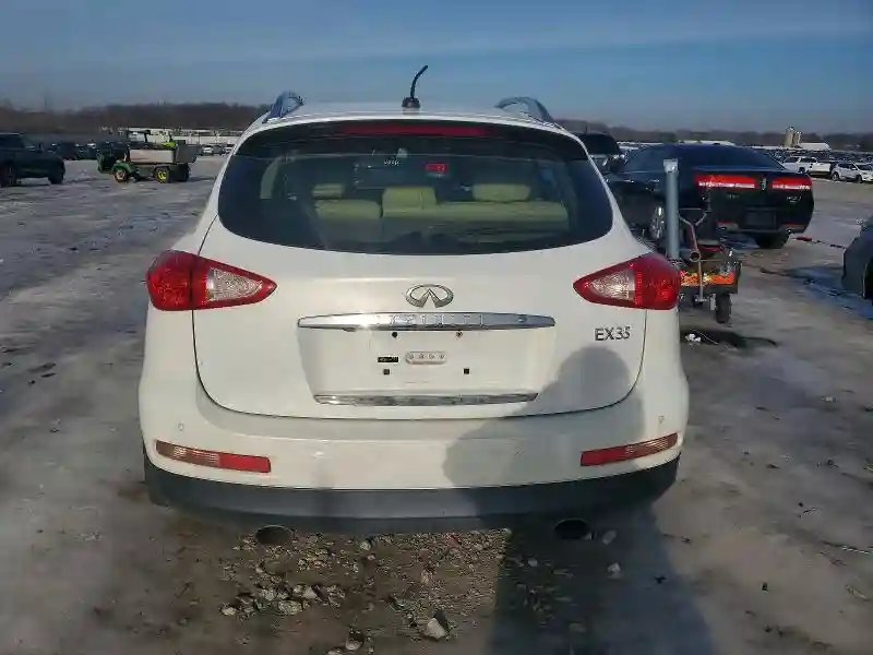 JN1AJ0HR9BM852575 2011 INFINITI EX35-5