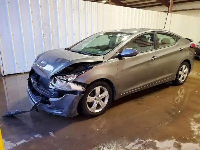 5NPDH4AE9DH352174 2013 HYUNDAI ELANTRA-0
