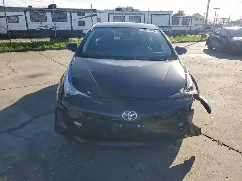 JTDKBRFUXJ3073118 2018 TOYOTA PRIUS-4
