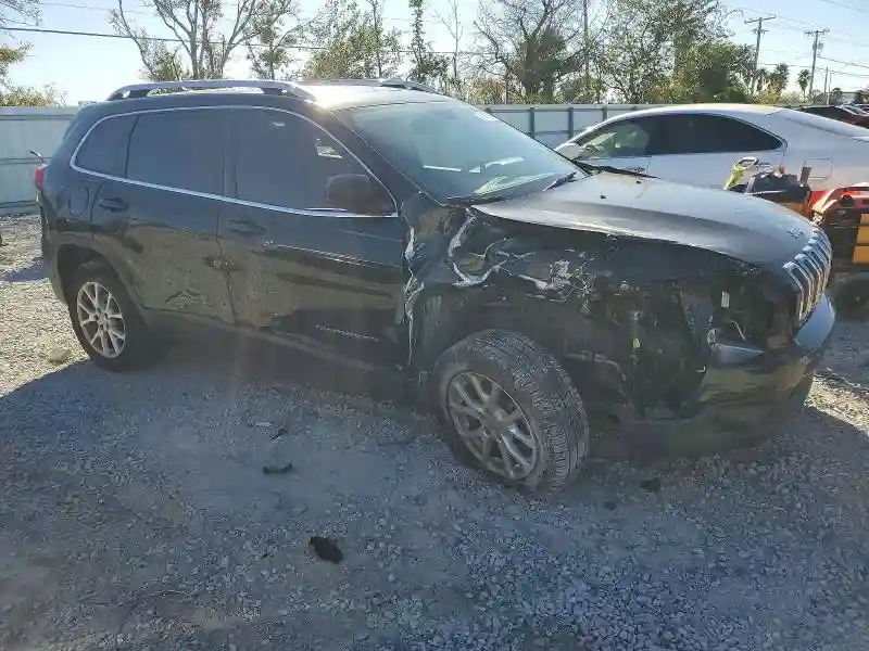 1C4PJLCB1HW613523 2017 JEEP GRAND CHEROKEE-3
