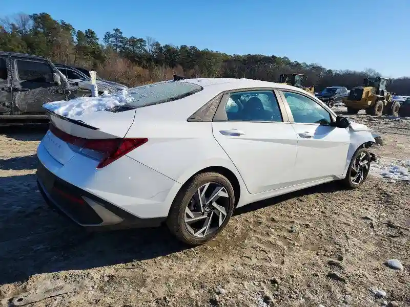 KMHLM4DG7SU915290 2025 HYUNDAI ELANTRA-2