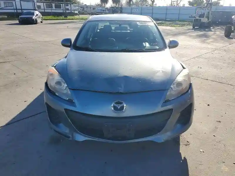 JM1BL1TF2D1703914 2013 MAZDA 3-4