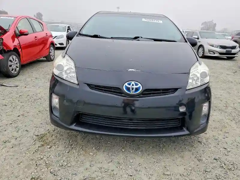 JTDKN3DU2B1452750 2011 TOYOTA PRIUS-4