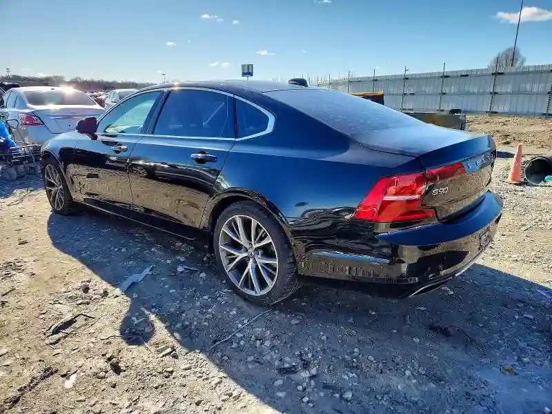 LVY992MK9JP032354 2018 VOLVO S90-1