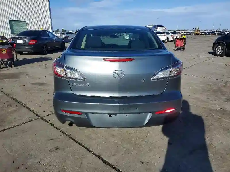 JM1BL1TF2D1703914 2013 MAZDA 3-5