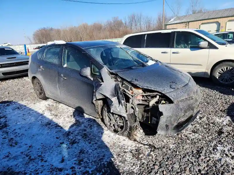 JTDKN3DU0E1792872 2014 TOYOTA PRIUS-3