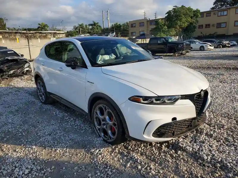 ZASPATDW0R3048917 2024 ALFA ROMEO ALL OTHER-3
