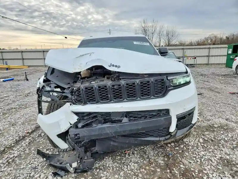 1C4RJKBG1R8608277 2024 JEEP GRAND CHEROKEE-4