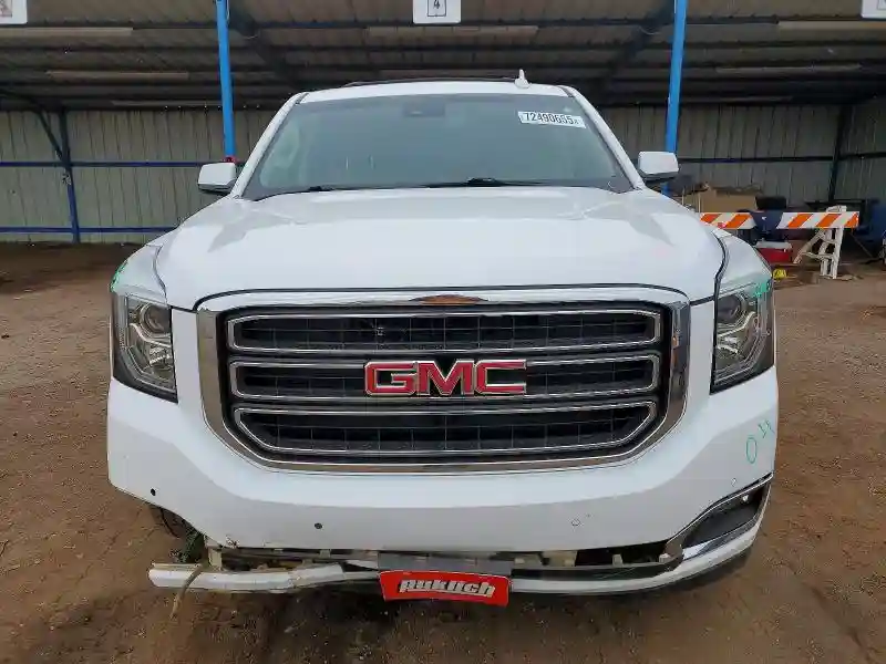 1GKS2GKC1JR197667 2018 GMC YUKON-4