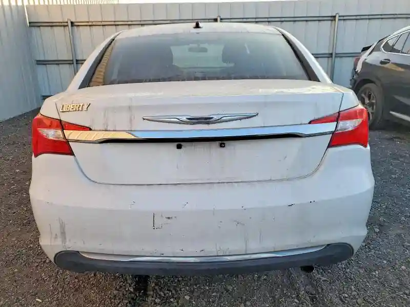 1C3CCBAB5CN273219 2012 CHRYSLER 200-5