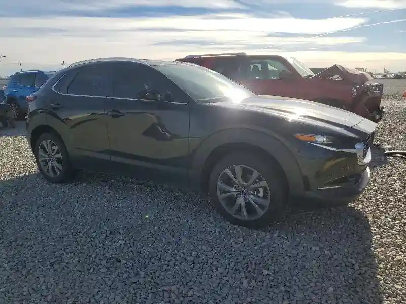 3MVDMBCM8RM720008 2024 MAZDA CX30-3
