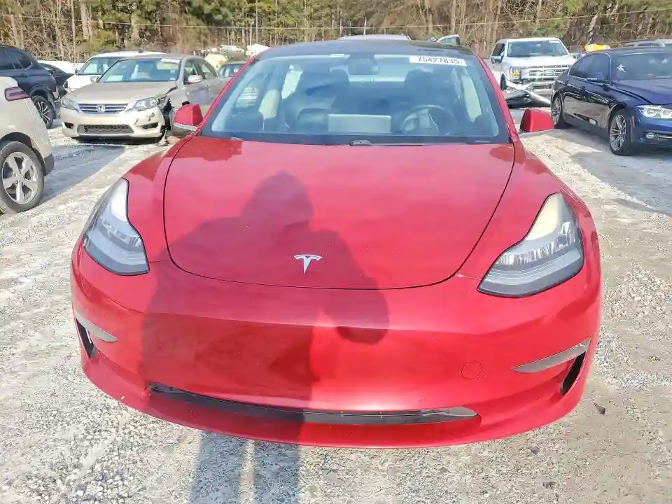 5YJ3E1EA4JF007090 2018 TESLA MODEL 3-4