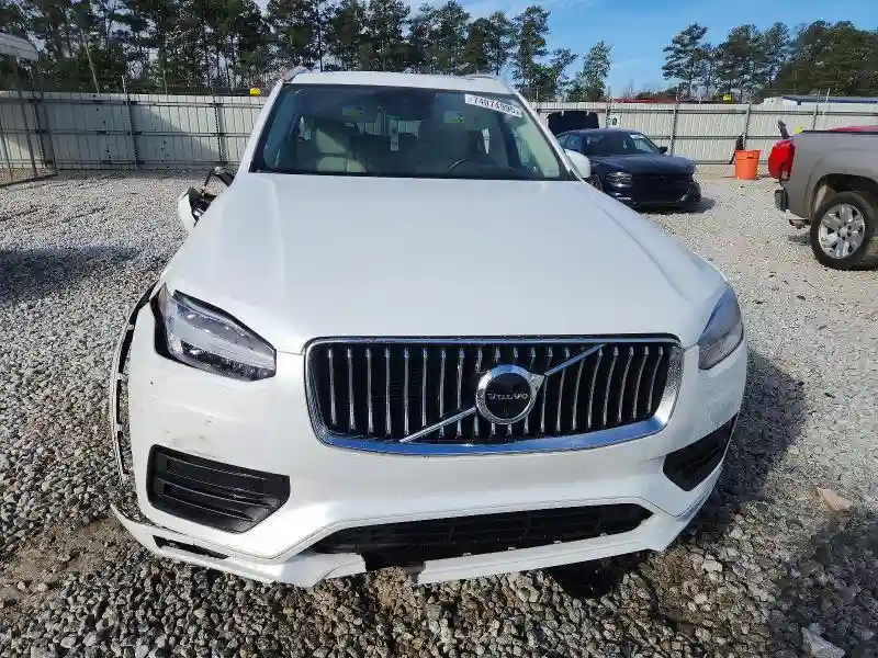 YV4A22PK0N1784664 2022 VOLVO XC90-4
