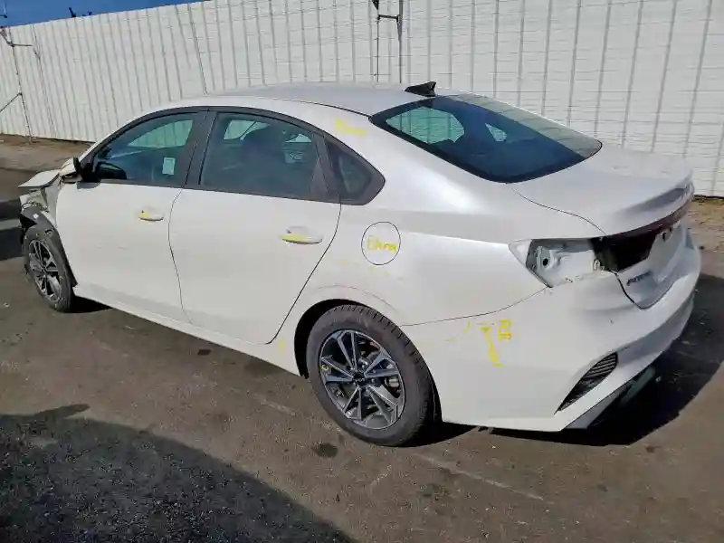3KPF24AD0PE666936 2023 KIA FORTE LXS-1