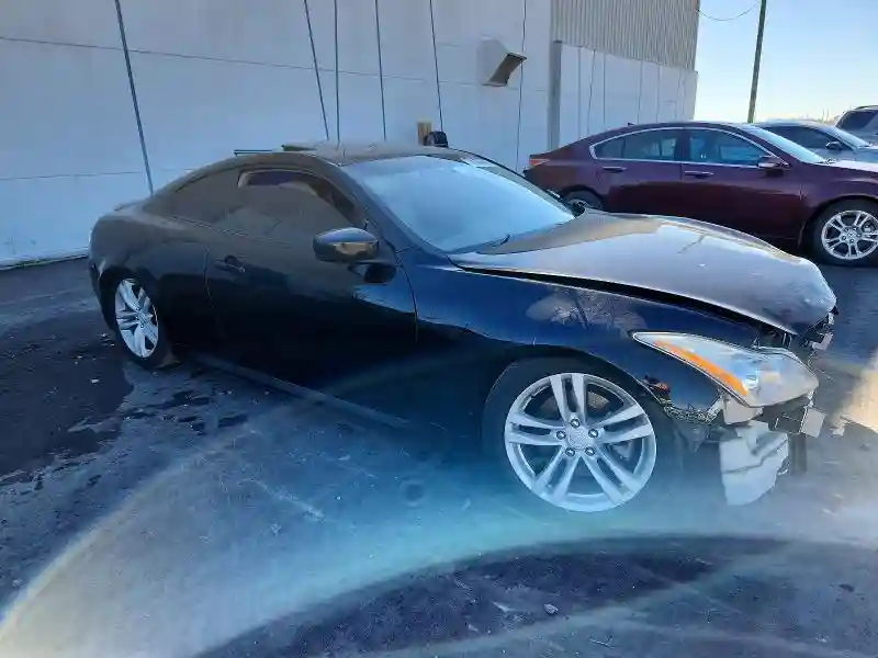 JN1CV6EL2AM150774 2010 INFINITI G37-3