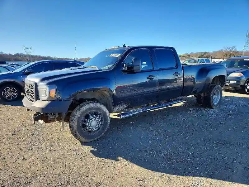 1GT426C84BF157028 2011 GMC SIERRA-0