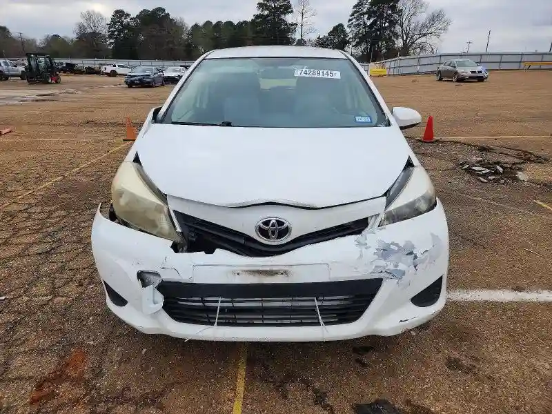 JTDKTUD33CD536174 2012 TOYOTA YARIS-4
