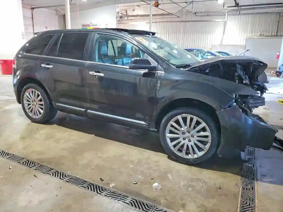 2LMDJ8JK6BBJ24644 2011 LINCOLN MKX-3