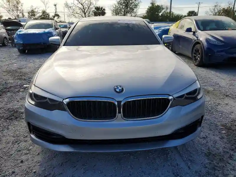 WBAJA7C38HG903741 2017 BMW 5 SERIES-4