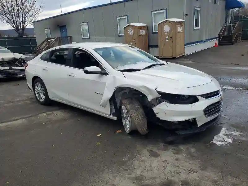 1G1ZE5ST0HF215893 2017 CHEVROLET MALIBU-3