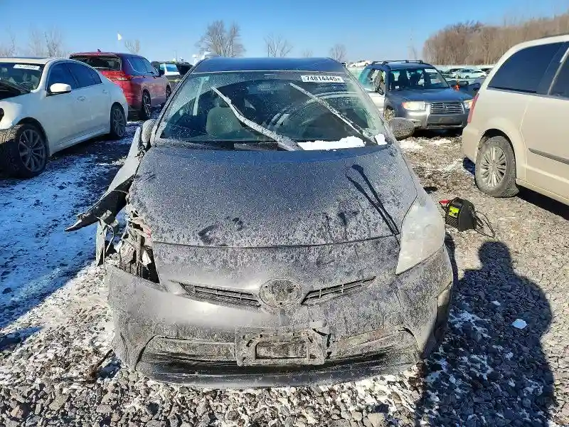 JTDKN3DU0E1792872 2014 TOYOTA PRIUS-4
