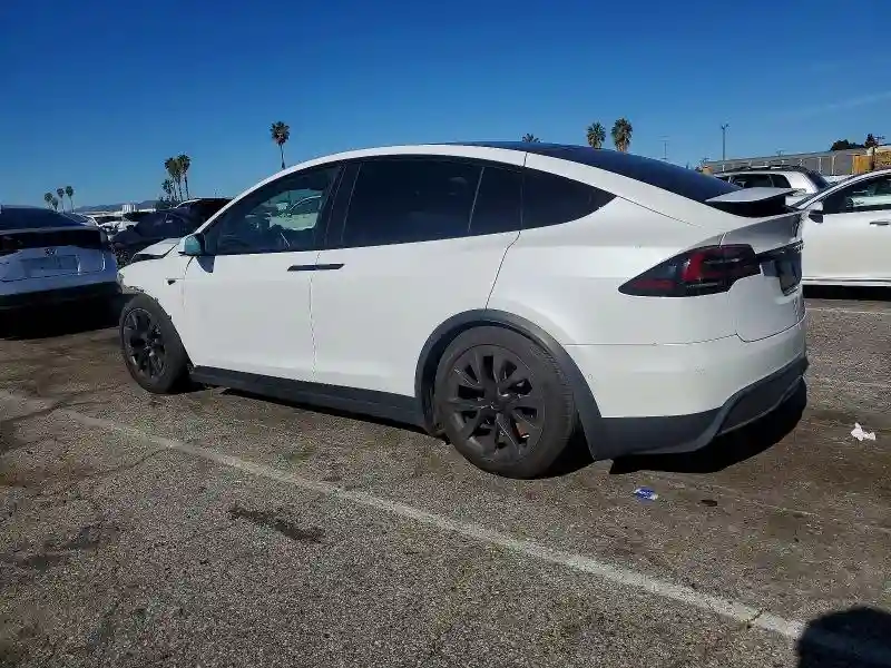 7SAXCDE53NF363664 2022 TESLA MODEL X-1