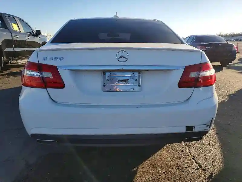 WDDHF5KB1DA665363 2013 MERCEDES-BENZ E-CLASS-5