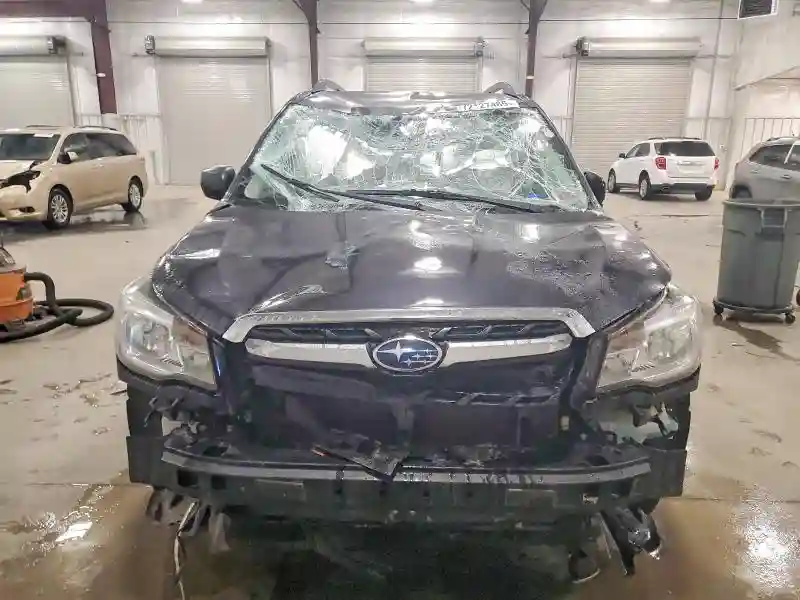 JF2SJABC7HH503557 2017 SUBARU FORESTER-4