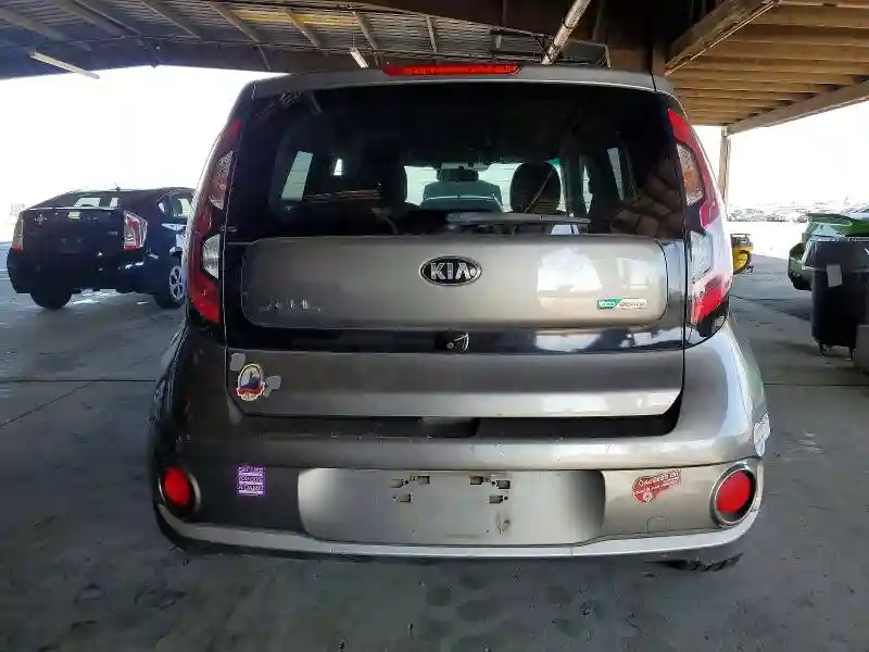 KNDJP3AE3H7022248 2017 KIA SOUL-5