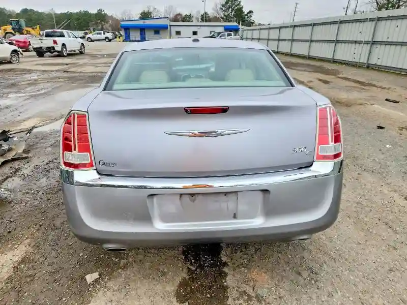 2C3CCAET6EH117649 2014 CHRYSLER 300-5