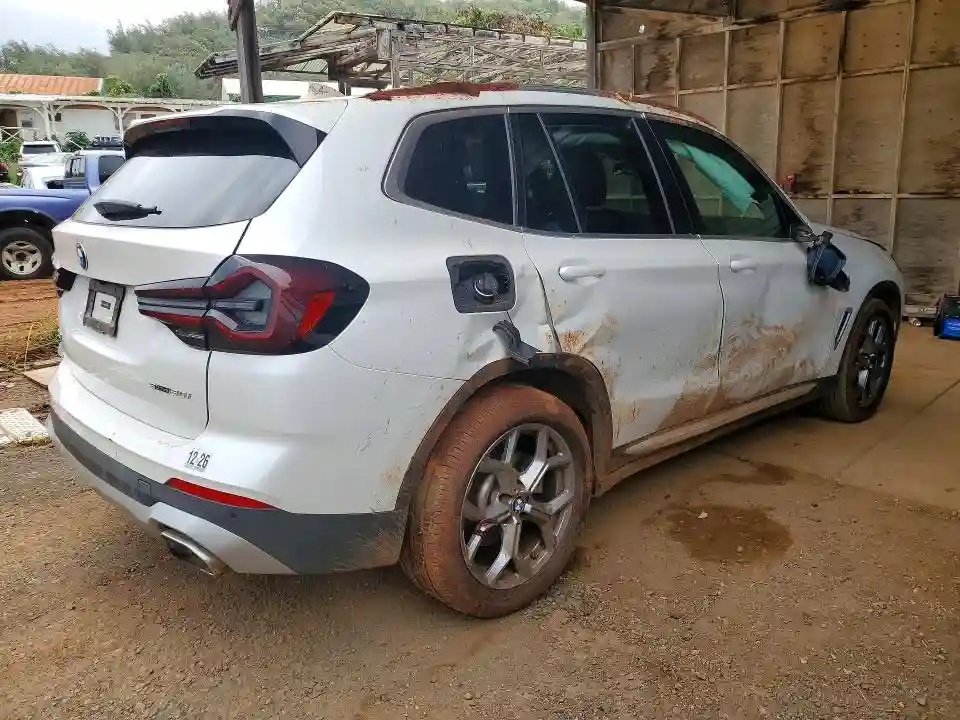 5UX43DP08R9U21879 2024 BMW X3-2
