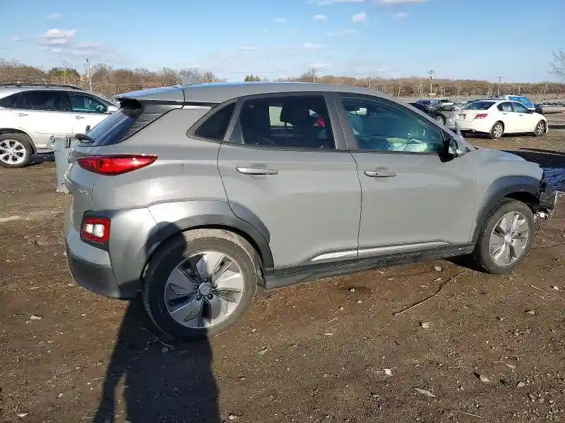 KM8K33AGXMU103367 2021 HYUNDAI KONA-2