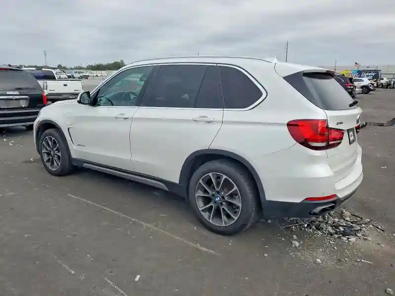 5UXKT0C52G0S77622 2016 BMW X5-1