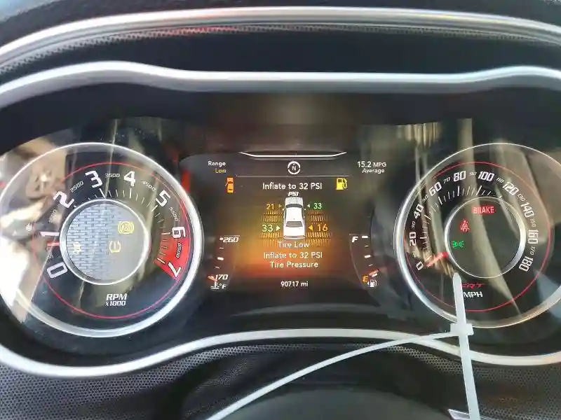 2C3CDZDJ3FH900618 2015 DODGE CHALLENGER-5