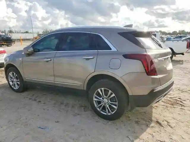 1GYKNCRS1NZ126722 2022 CADILLAC XT5-1
