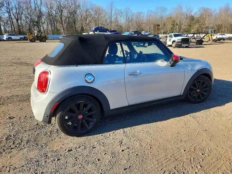 WMWWG9C55J3E38854 2018 MINI COOPER-2