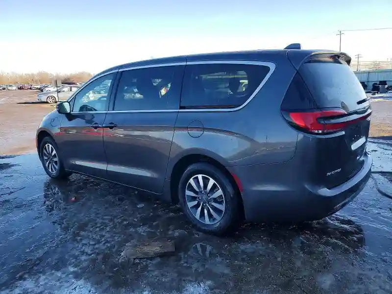 2C4RC1L7XNR122732 2022 CHRYSLER PACIFICA-1