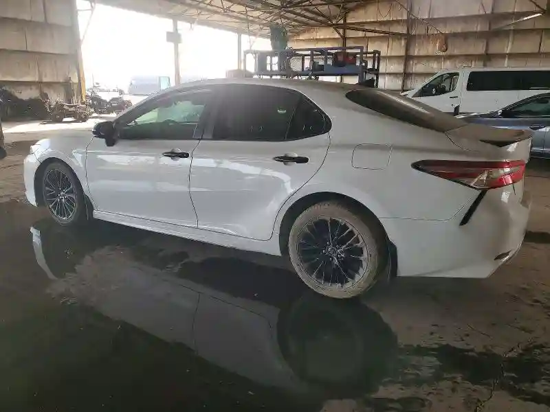 4T1G11AK2LU328420 2020 TOYOTA CAMRY-1