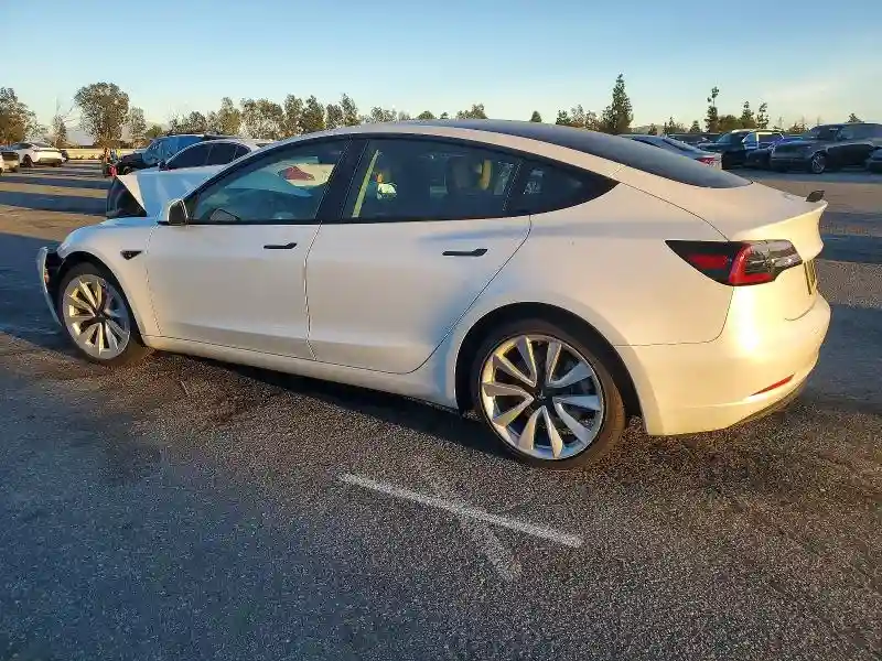 5YJ3E1EA1PF546243 2023 TESLA MODEL 3-1